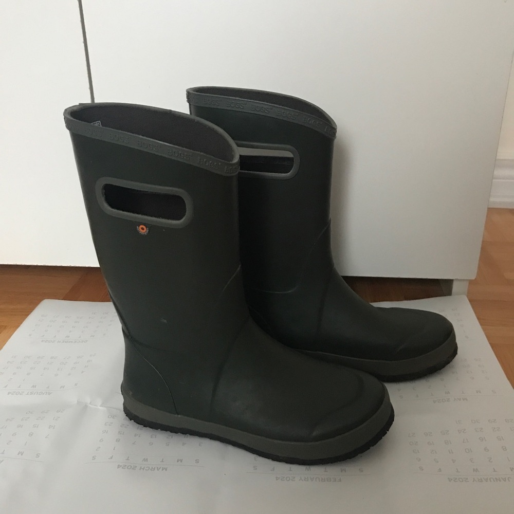 Dark Green Bogs Rubber Rain Boots - 6 Youth